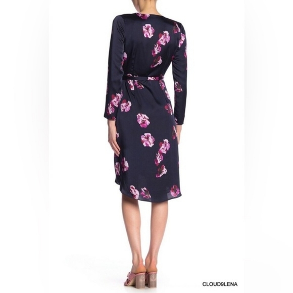 💘 Joie Miltona Floral Wrap Dress Midnight - Picture 4 of 8